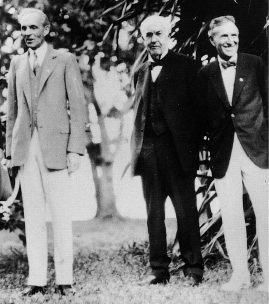 Henry Ford, Thomas Edison e Harvey Firestone, in una fotografia del 1929.